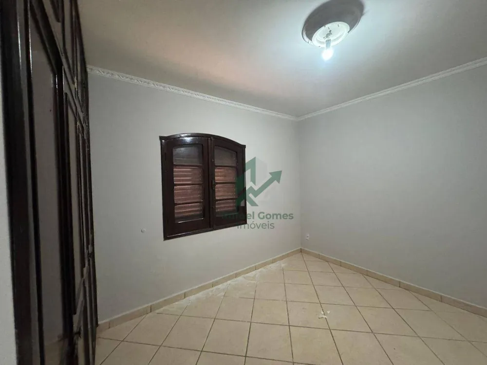 Casa, 3 quartos, 190 m² - Foto 2