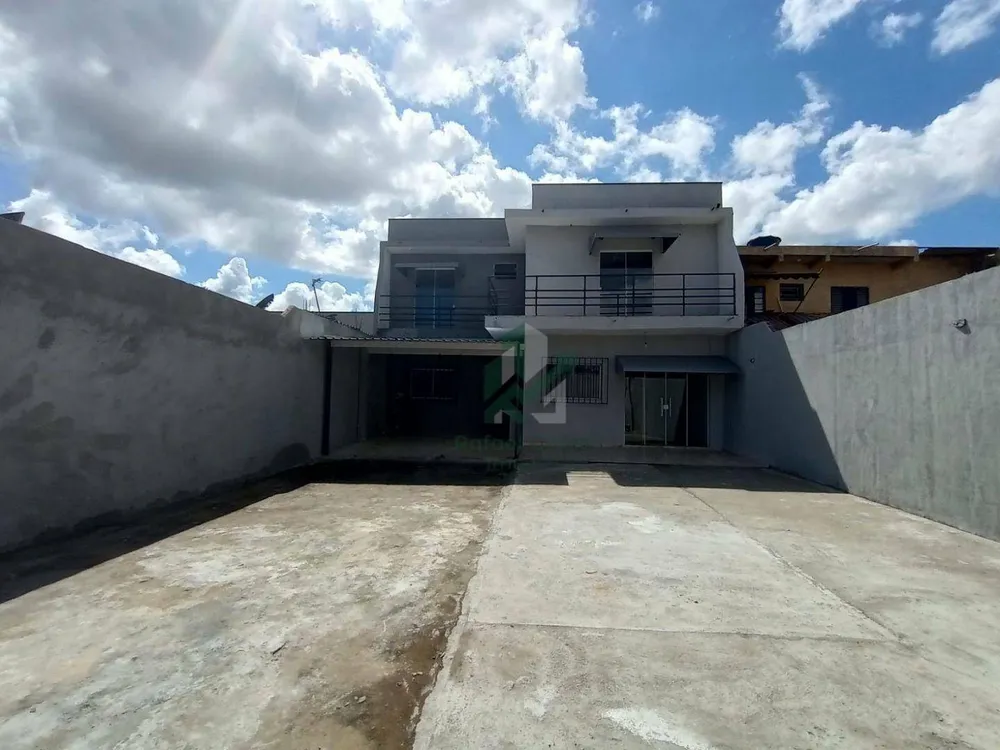 Casa, 2 quartos, 160 m² - Foto 1