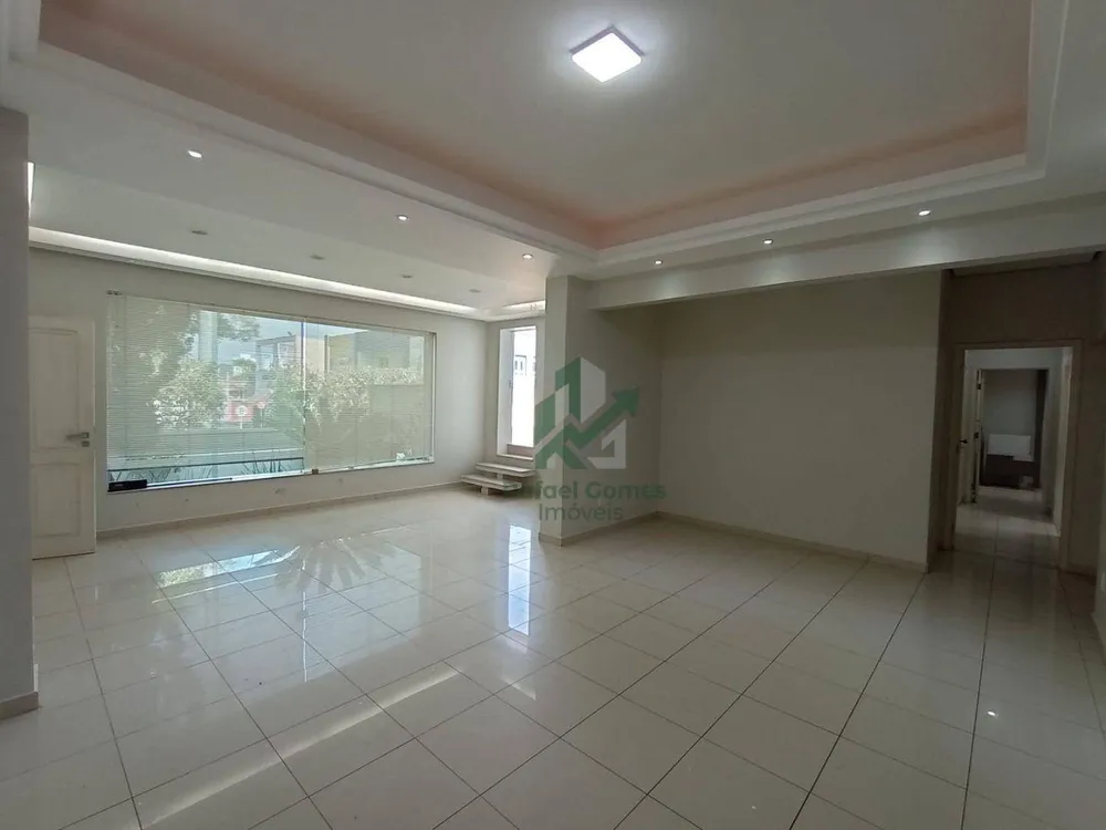 Casa, 3 quartos, 227 m² - Foto 1