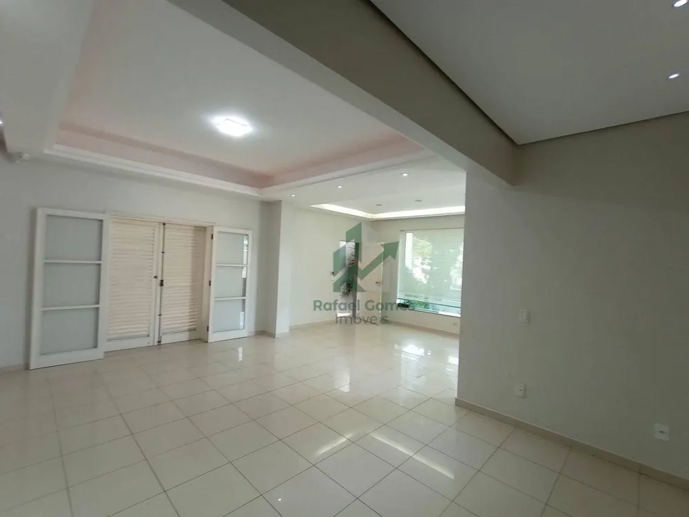 Casa, 3 quartos, 227 m² - Foto 3