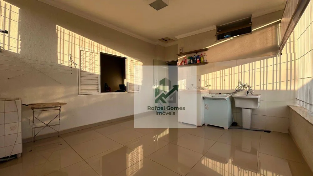 Casa, 3 quartos, 217 m² - Foto 13