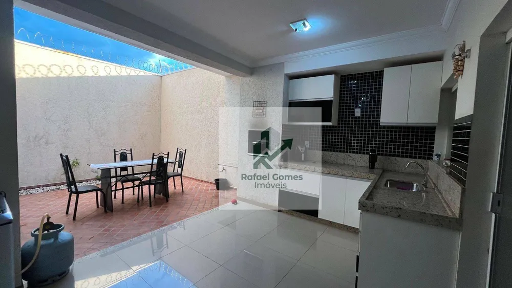 Casa, 3 quartos, 217 m² - Foto 6