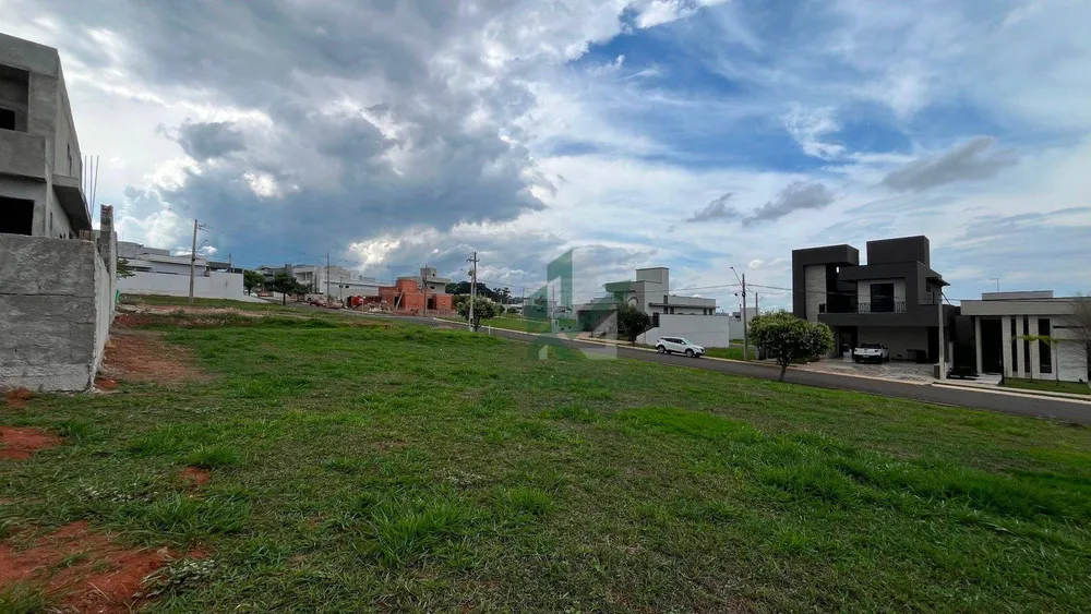 Loteamento e Condomínio, 311 m² - Foto 1