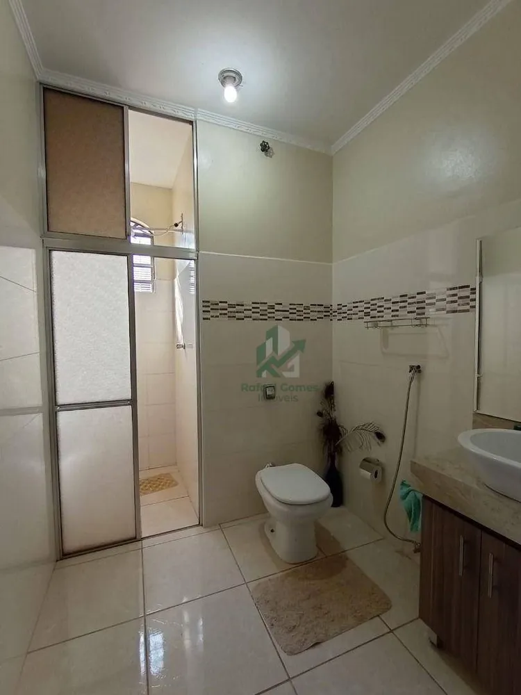 Casa, 3 quartos, 204 m² - Foto 8