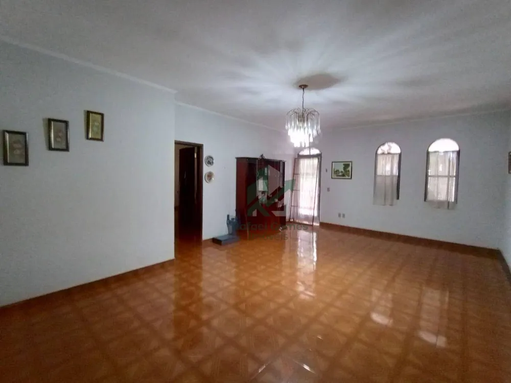 Casa, 3 quartos, 204 m² - Foto 2