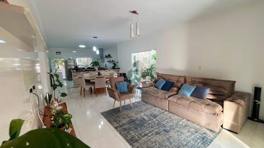 Chácara, 3 quartos, 600 m² - Foto 1