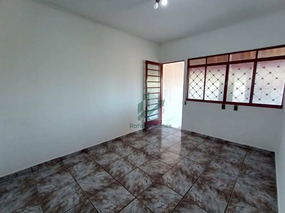 Casa, 3 quartos, 200 m² - Foto 3
