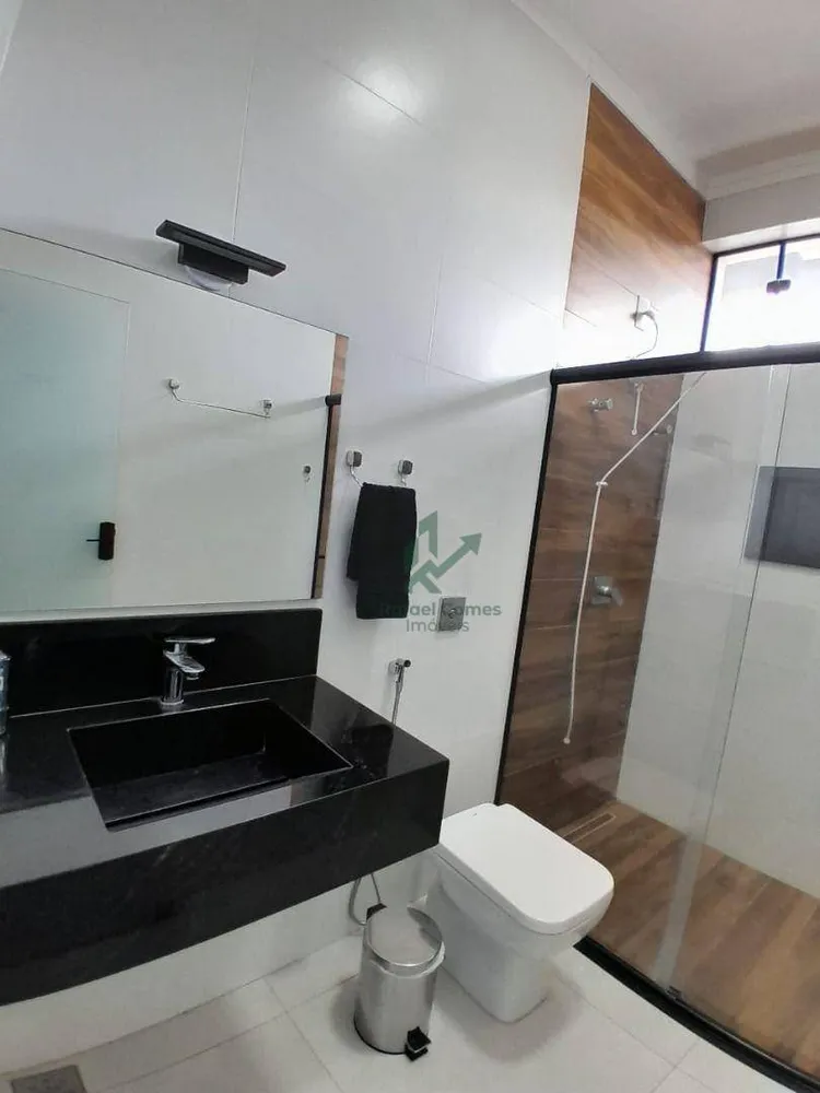 Casa, 4 quartos, 260 m² - Foto 1