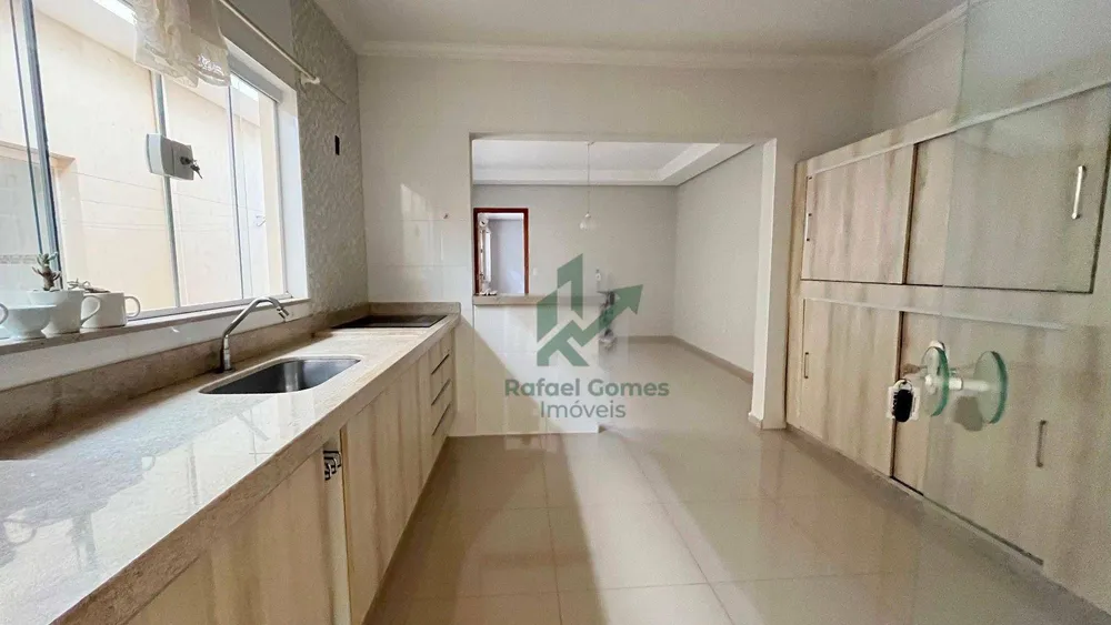 Casa, 4 quartos, 256 m² - Foto 11