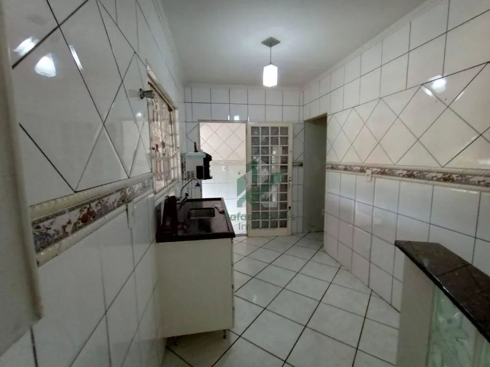Casa, 3 quartos, 218 m² - Foto 9