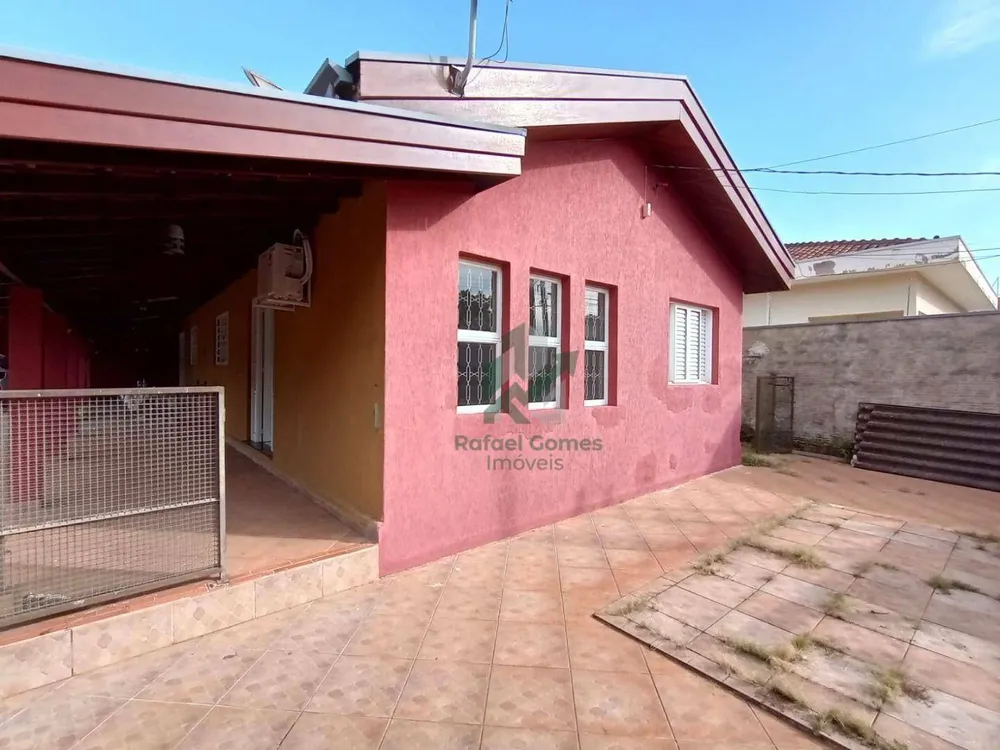 Casa, 3 quartos, 218 m² - Foto 2