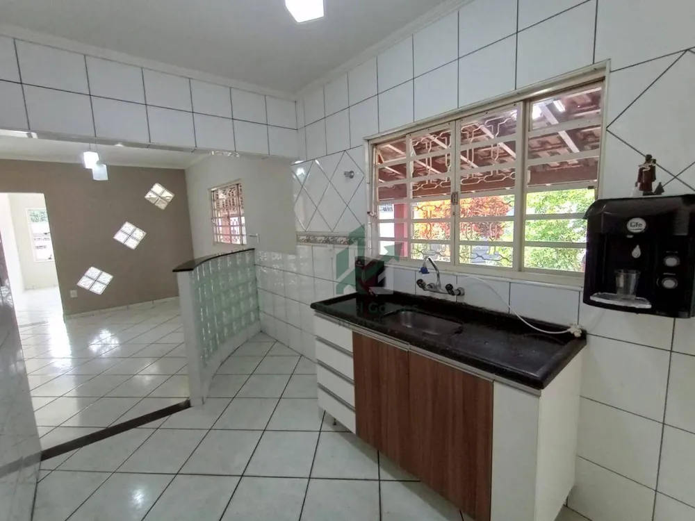 Casa, 3 quartos, 218 m² - Foto 8