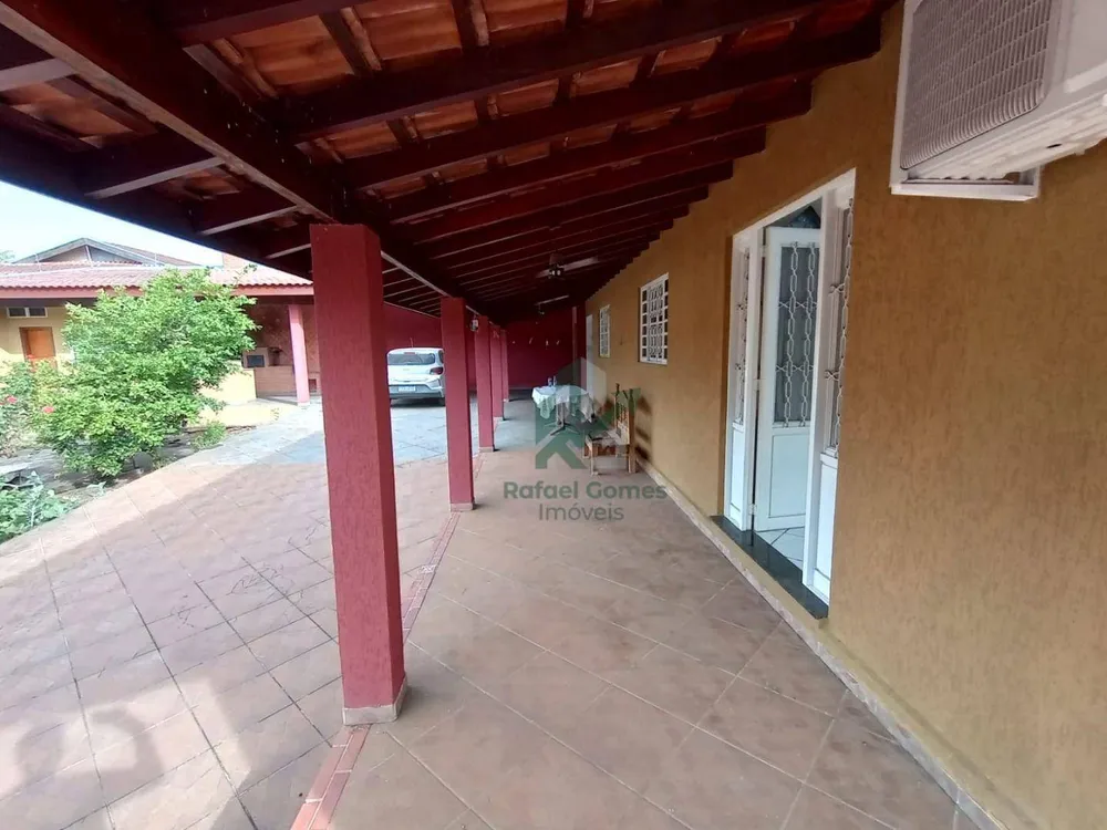 Casa, 3 quartos, 218 m² - Foto 4