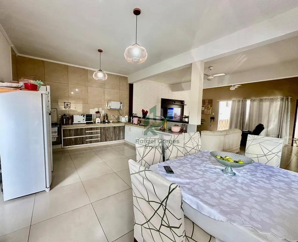 Casa, 2 quartos, 180 m² - Foto 3