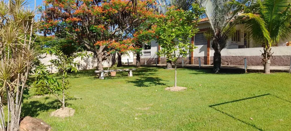 Chácara, 3 quartos, 1200 m² - Foto 1