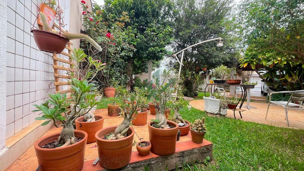 Casa, 3 quartos, 301 m² - Foto 1
