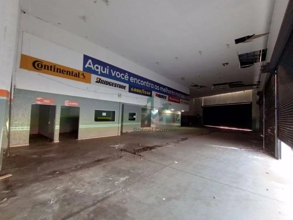 Loja-Salão, 600 m² - Foto 1