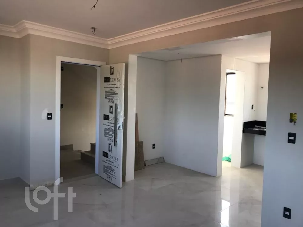 Apartamento à venda com 3 quartos, 70m² - Foto 2