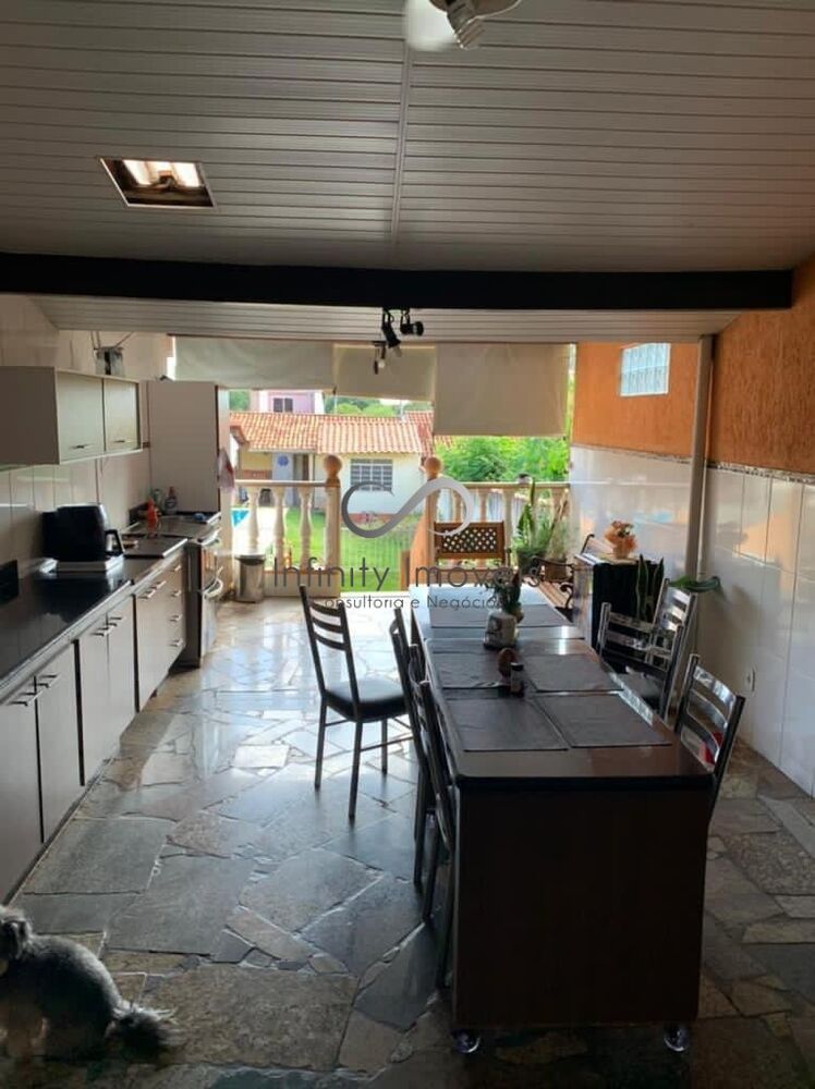 Casa, 3 quartos, 167 m² - Foto 1