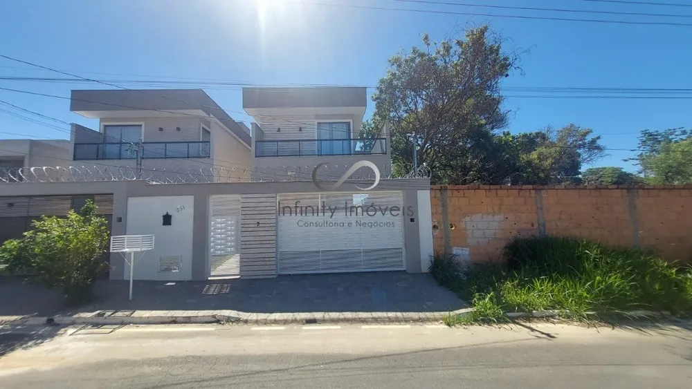 Casa, 3 quartos, 201 m² - Foto 2