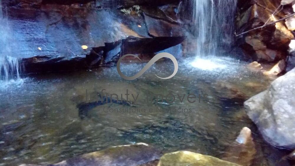 Sítio, 14 quartos, 16 hectares - Foto 2