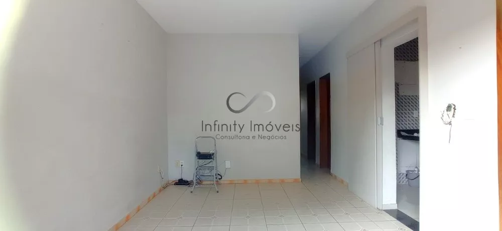 Casa à venda com 3 quartos, 100m² - Foto 5