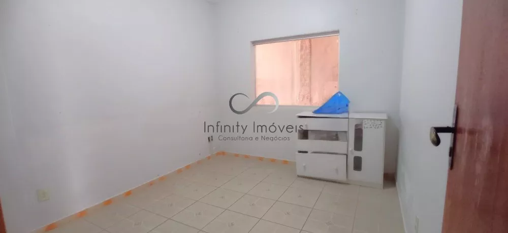 Casa à venda com 3 quartos, 100m² - Foto 17