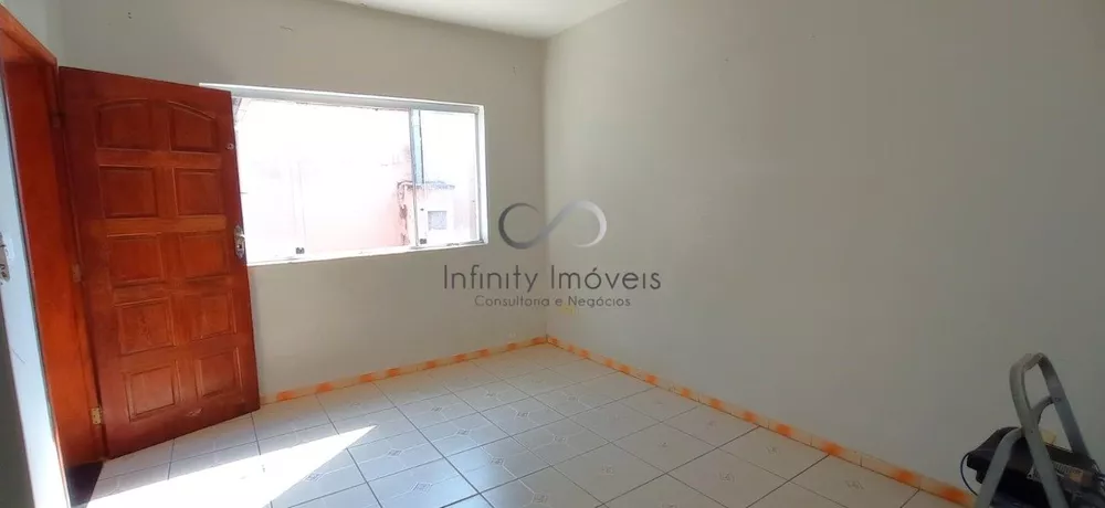 Casa à venda com 3 quartos, 100m² - Foto 7