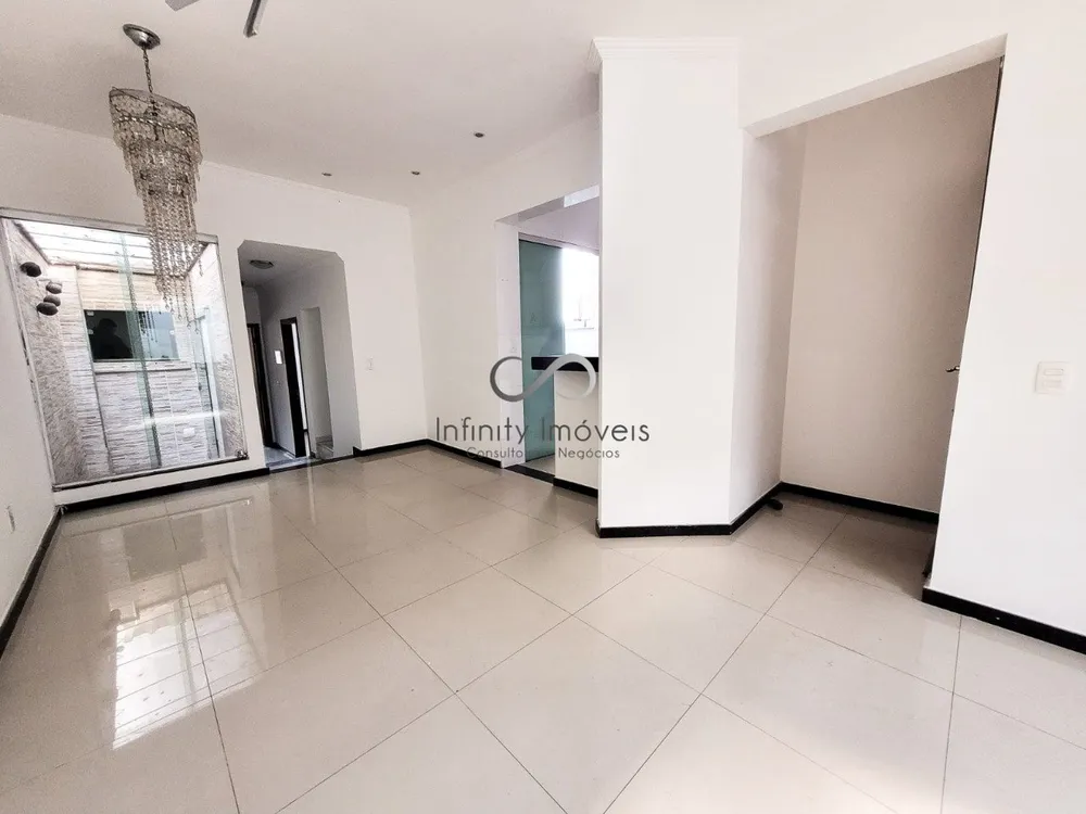 Casa, 4 quartos, 226 m² - Foto 4