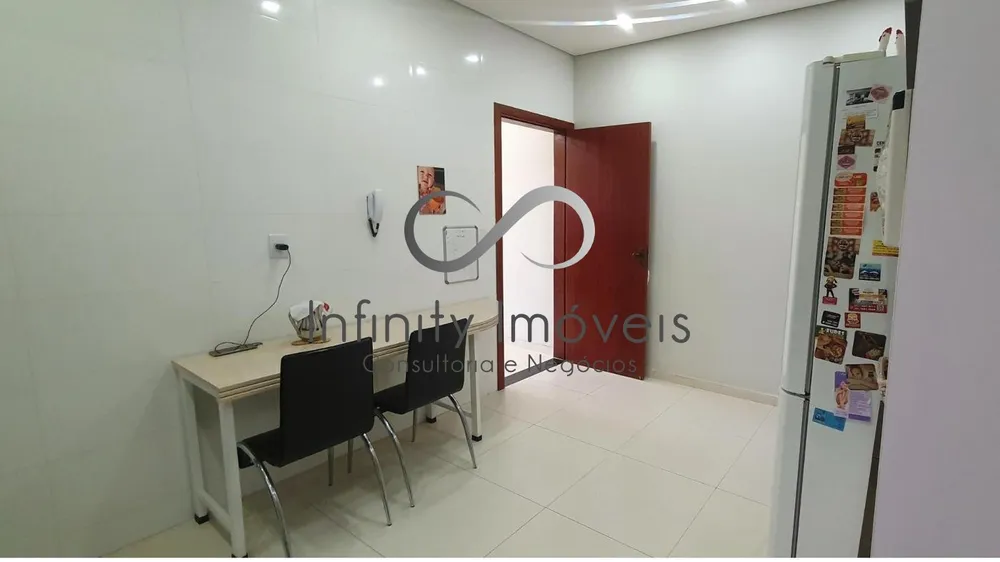 Casa, 3 quartos, 173 m² - Foto 1