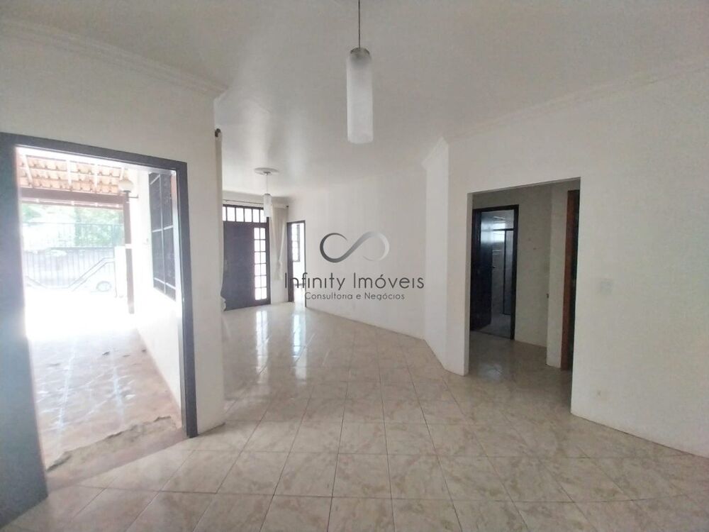 Casa, 4 quartos, 170 m² - Foto 3