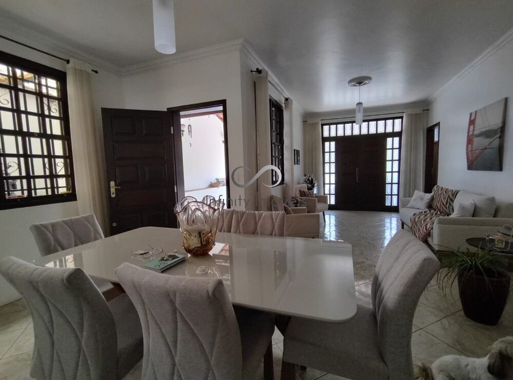 Casa, 4 quartos, 170 m² - Foto 4
