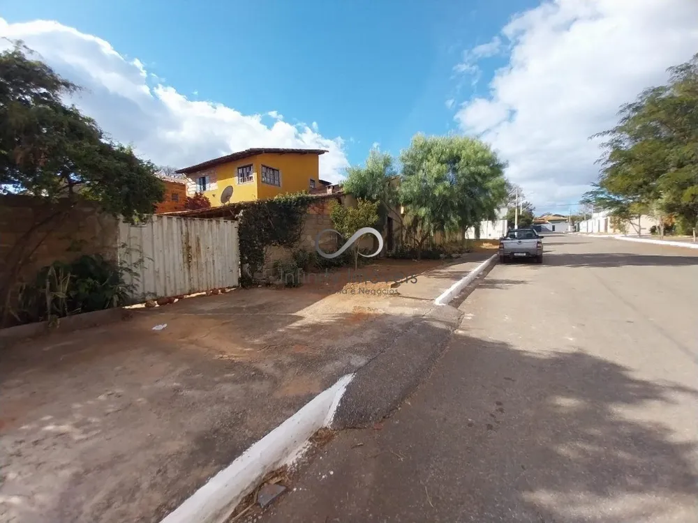 Casa, 3 quartos, 296 m² - Foto 1