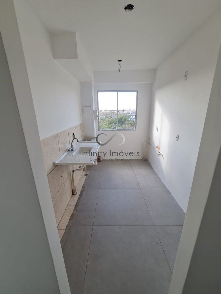 Apartamento à venda com 2 quartos, 50m² - Foto 2