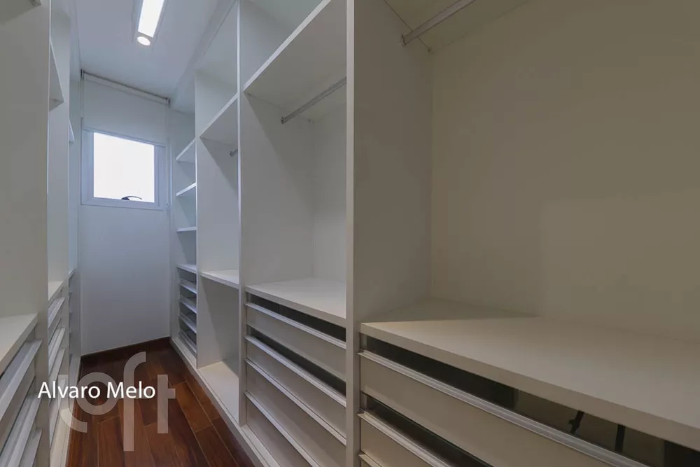 Apartamento à venda com 4 quartos, 260m² - Foto 39