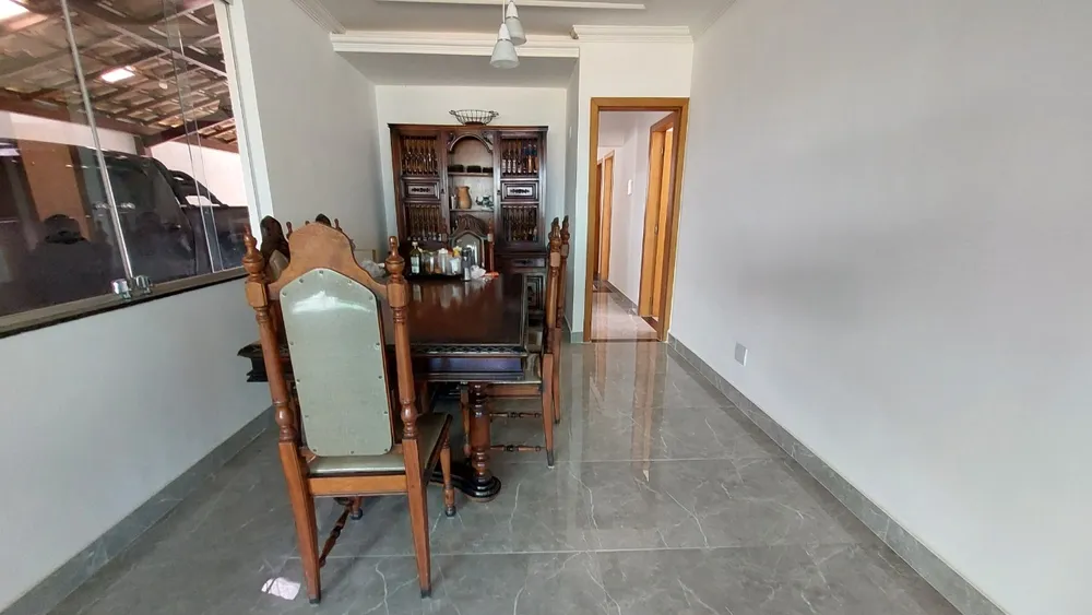 Casa, 3 quartos, 232 m² - Foto 4