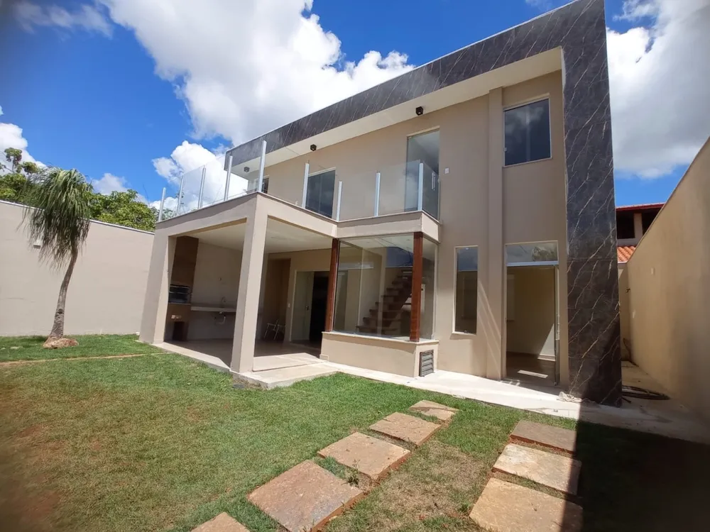Casa, 4 quartos, 162 m² - Foto 2