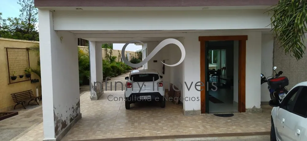 Casa, 4 quartos, 349 m² - Foto 1