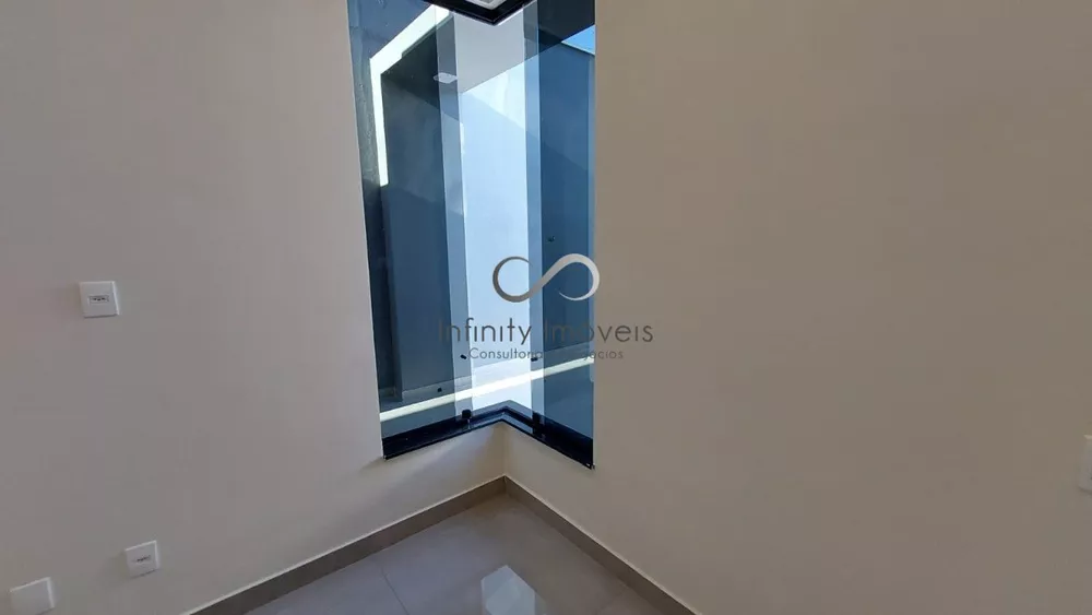 Casa à venda com 2 quartos, 69m² - Foto 3