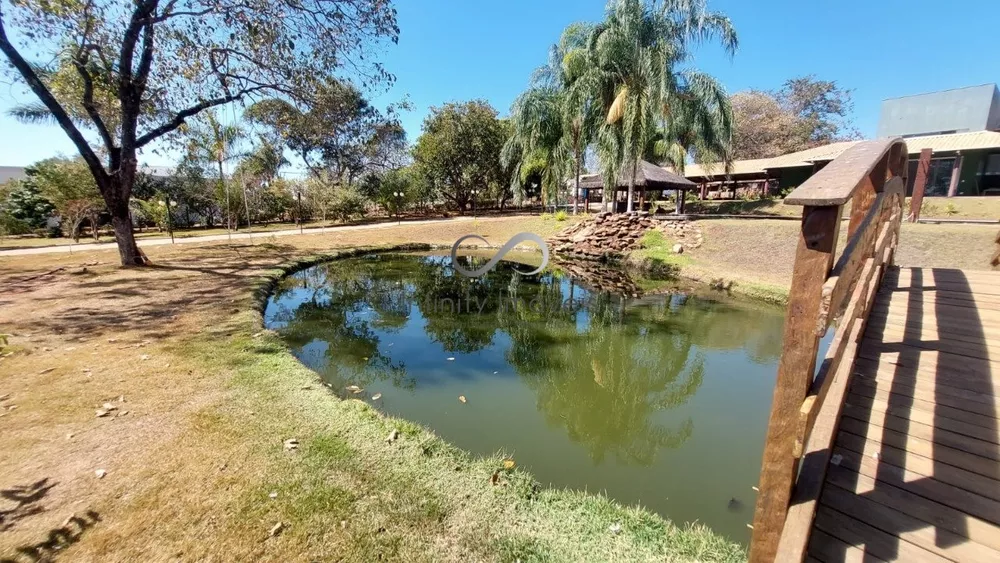 Casa de Condomínio à venda com 4 quartos, 705m² - Foto 3