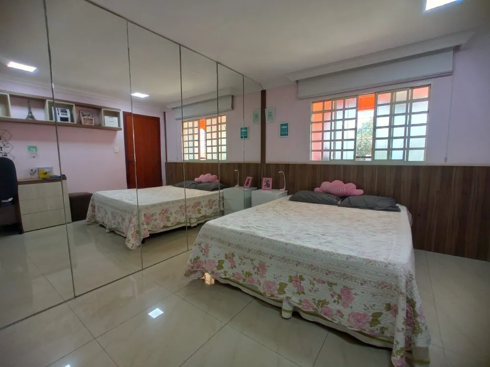 Casa, 4 quartos, 300 m² - Foto 6