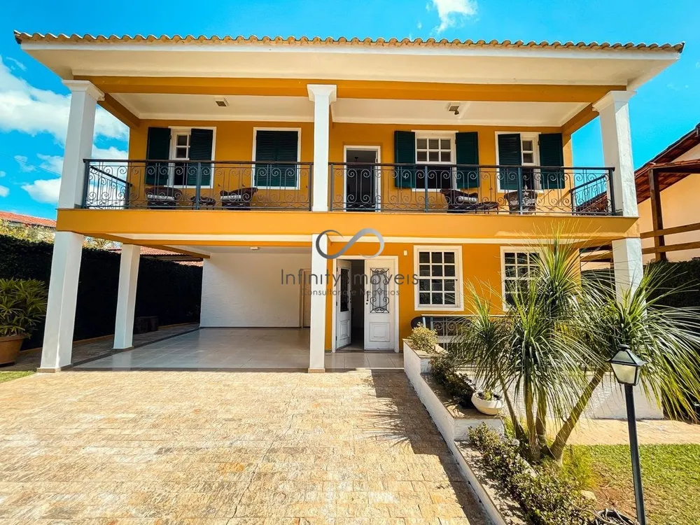 Casa, 4 quartos, 303 m² - Foto 1