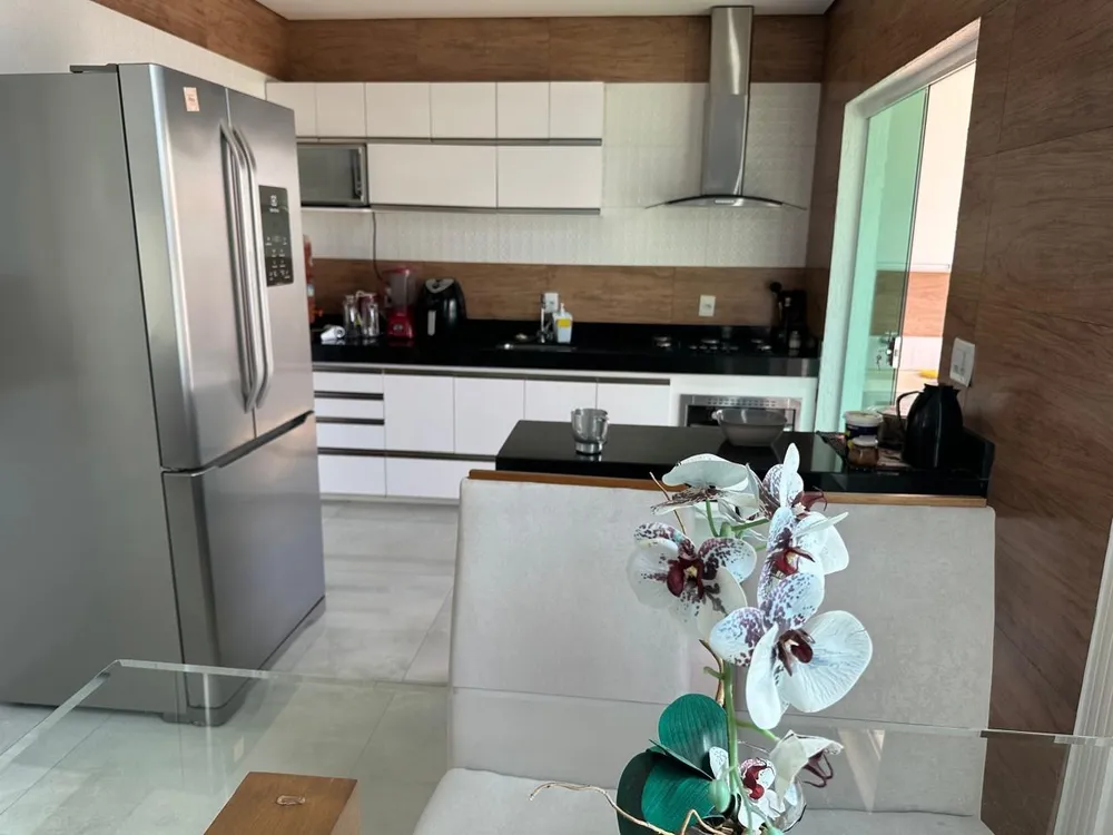 Casa, 3 quartos, 250 m² - Foto 3