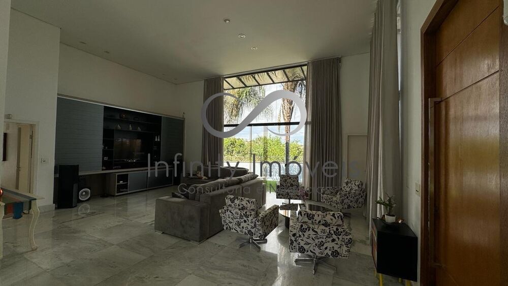 Casa à venda com 5 quartos, 339m² - Foto 2