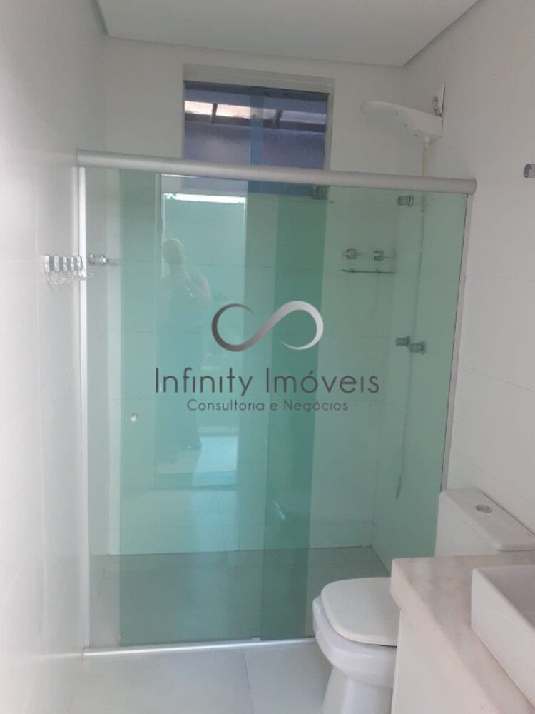 Casa, 5 quartos, 320 m² - Foto 1