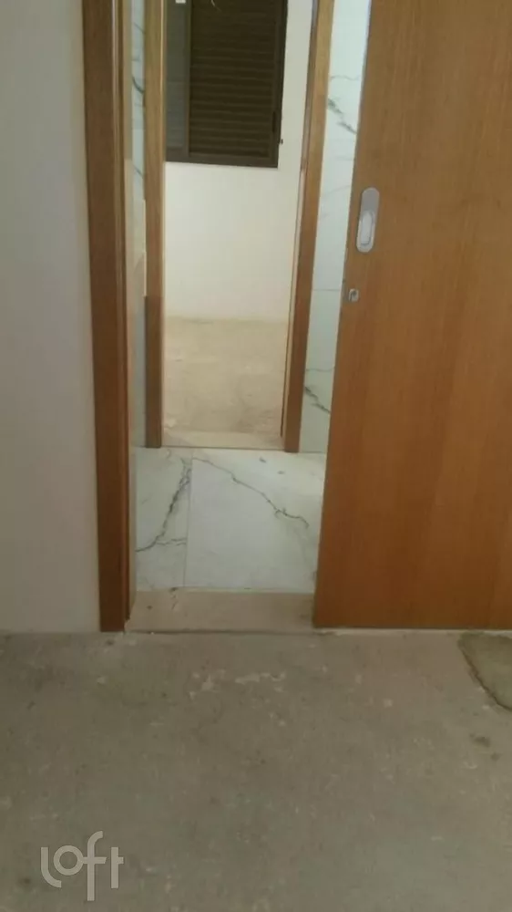 Apartamento à venda com 4 quartos, 150m² - Foto 4