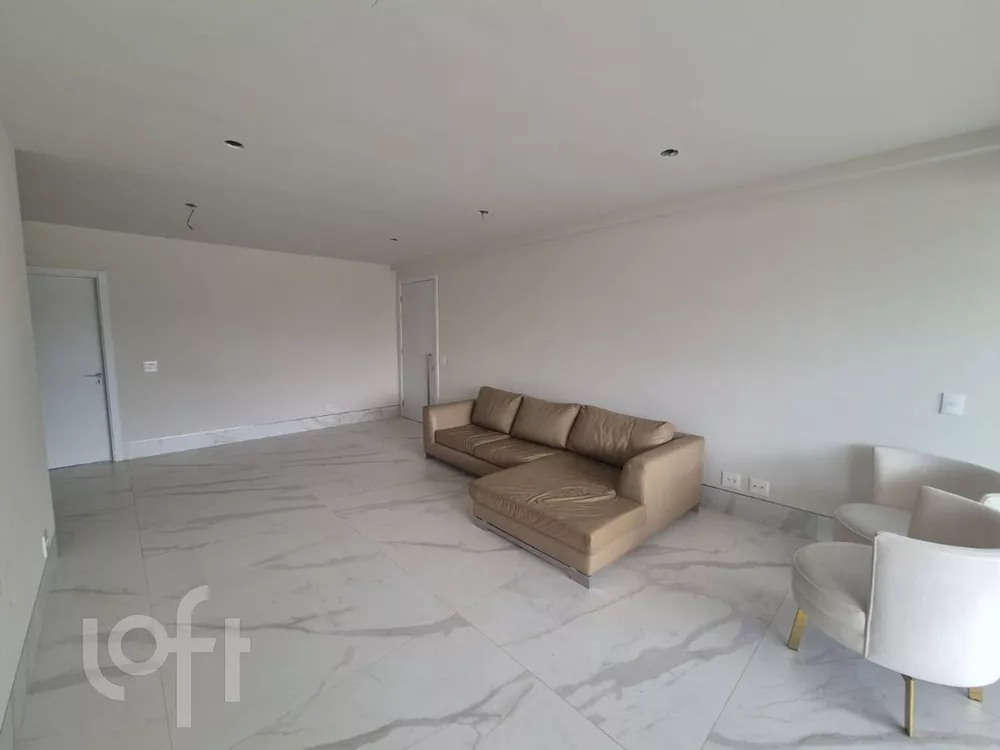 Apartamento à venda com 4 quartos, 155m² - Foto 3