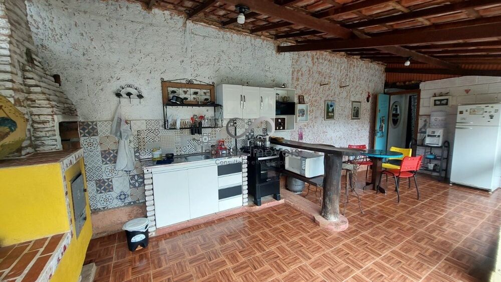 Casa, 4 quartos, 107 m² - Foto 2