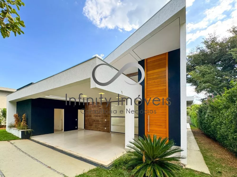 Casa de Condomínio à venda com 4 quartos, 286m² - Foto 4