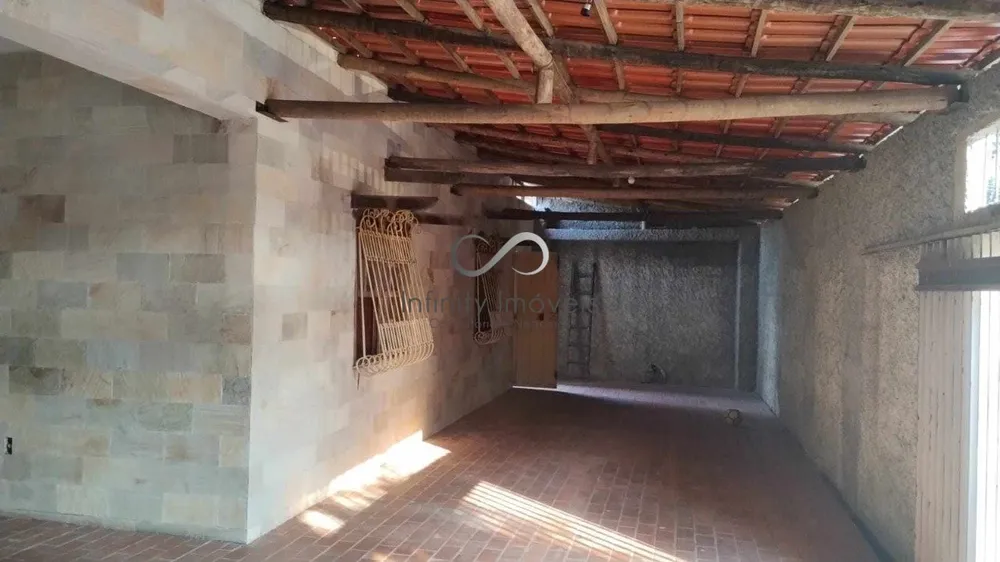 Casa, 4 quartos, 236 m² - Foto 3